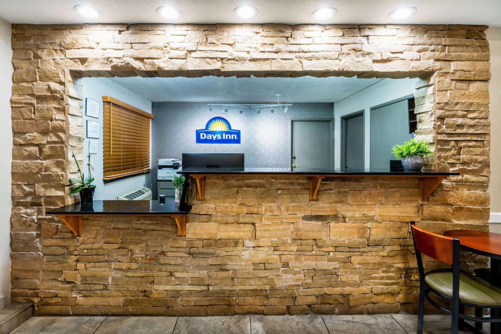 洛斯路娜斯温德姆戴斯酒店 Los Lunas 外观 照片